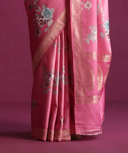 Baby_Pink_Pure_Katan_Mashru_Silk_Digital_Print_Banarasi_Saree_With_Gold_Zari_Border_WeaverStory_04
