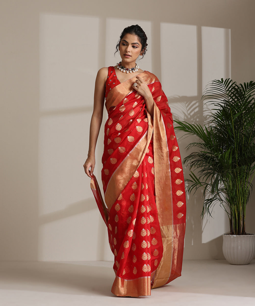 Handloom_Red_Pure_Chanderi_Silk_Saree_With_All_Over_Golden_Aanar_Pomegranate_Tree_Booti_With_Tissue_Border_WeaverStory02