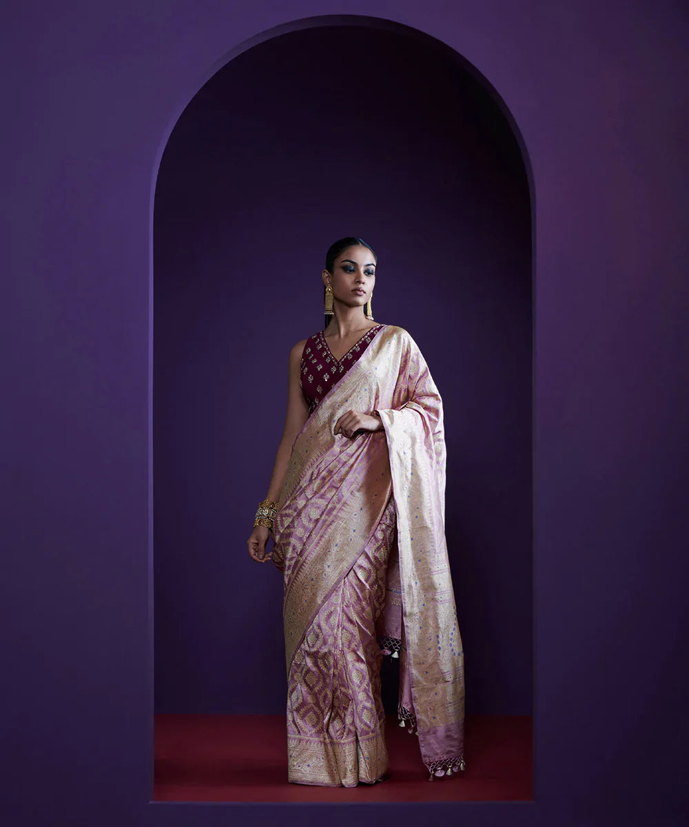 Pigeon_Blue_Handloom_Chanderi_Silk_Saree_With_Silver_Zari_Booti_WeaverStory_02