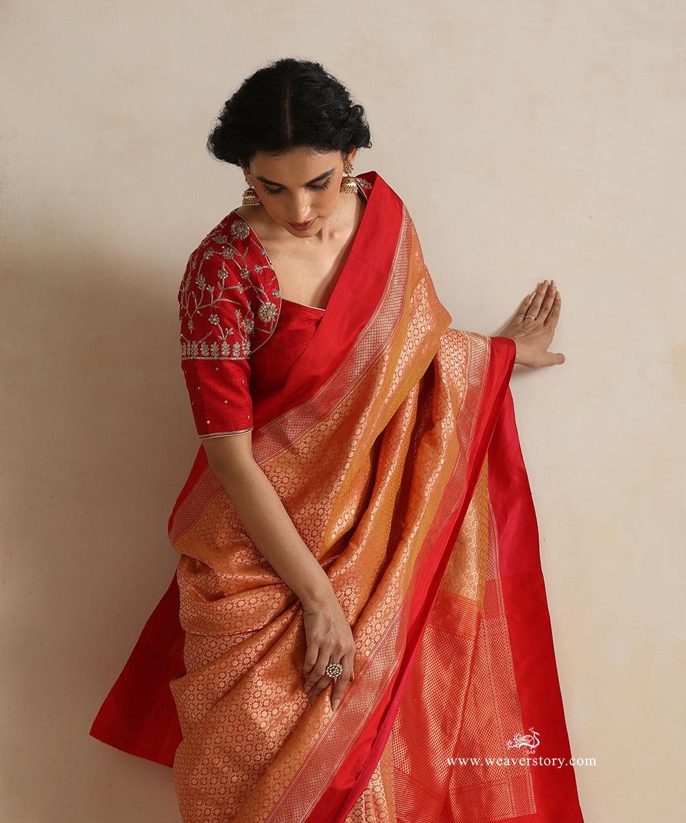 Red_Handloom_Kimkhab_Pure_Katan_Silk_Banarasi_Saree_With_Satin_Border_WeaverStory_02