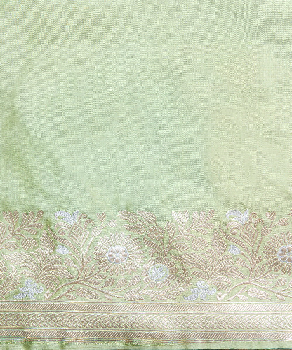 Handloom_Pista_Green_Kadhwa_Jangla_Pure_Katan_Silk_Banarasi_Saree_With_Pink_Meenakari_And_Open_Border_WeaverStory_05