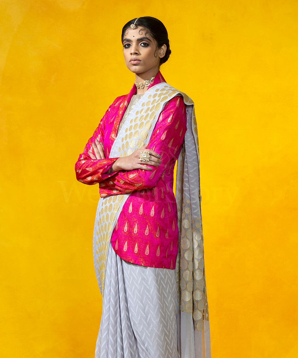 Handloom_Light_Mauve_Georgette_Tanchoi__Banarasi_Saree_With_Polka_Dots_Border_WeaverStory_01