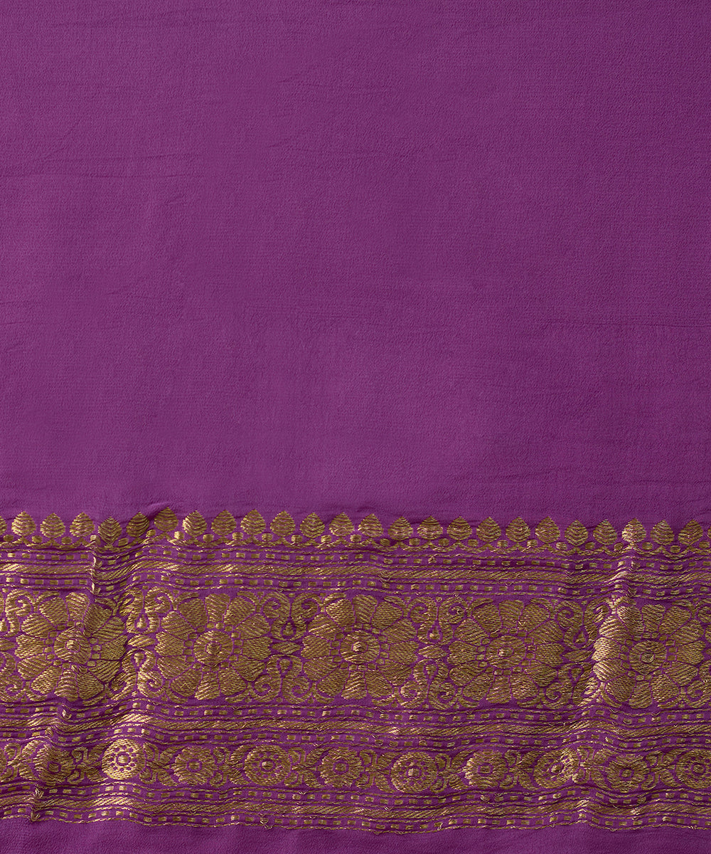 Purple_Ombre_Dyed_Handloom_Pure_Georgette_Banarasi_Saree_With_Kadhwa_Border_WeaverStory_05