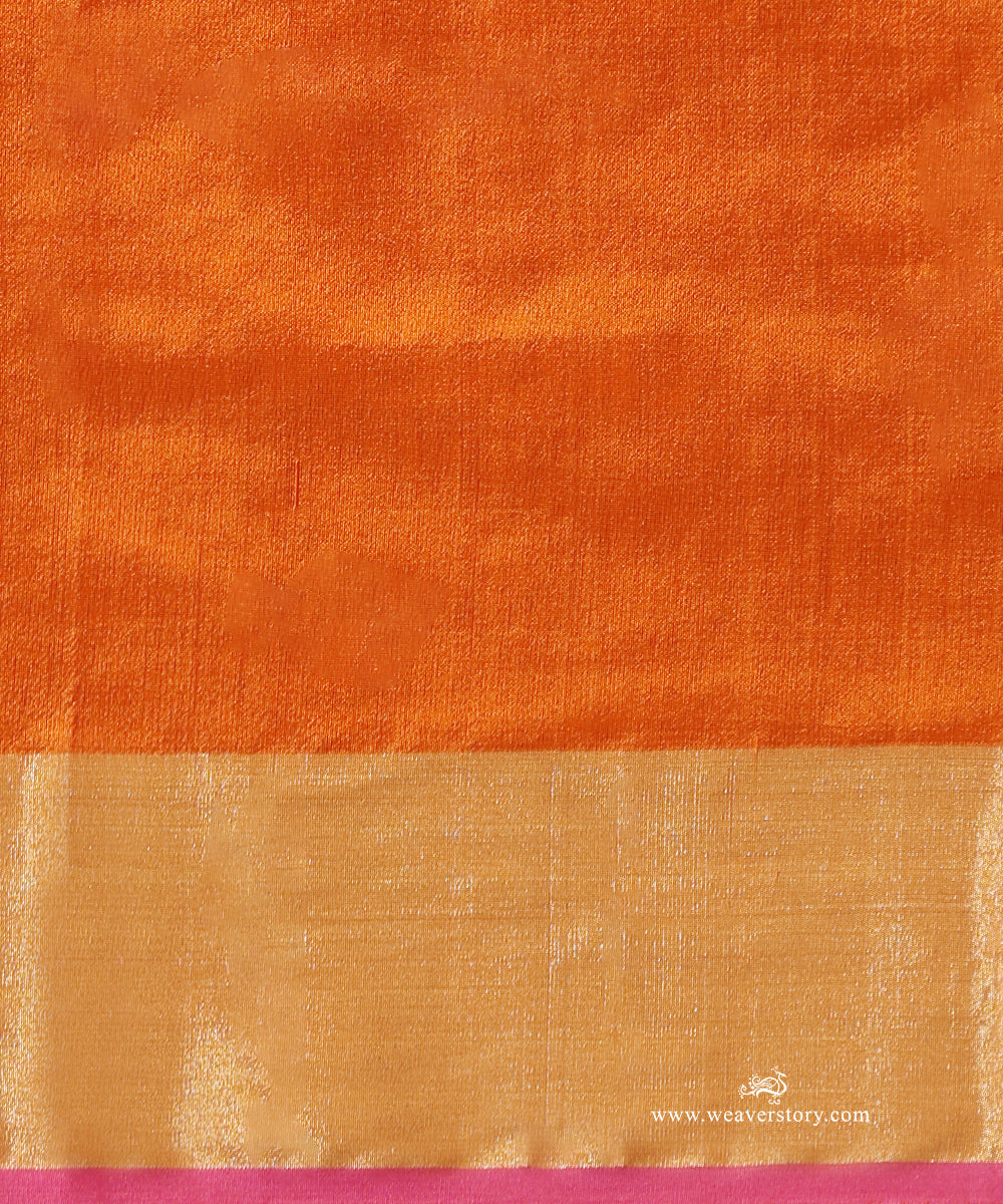 Orange_Handloom_Silk_Chanderi_Saree_With_Pink_Selvedge_Golden_Zari_Border_WeaverStory_05