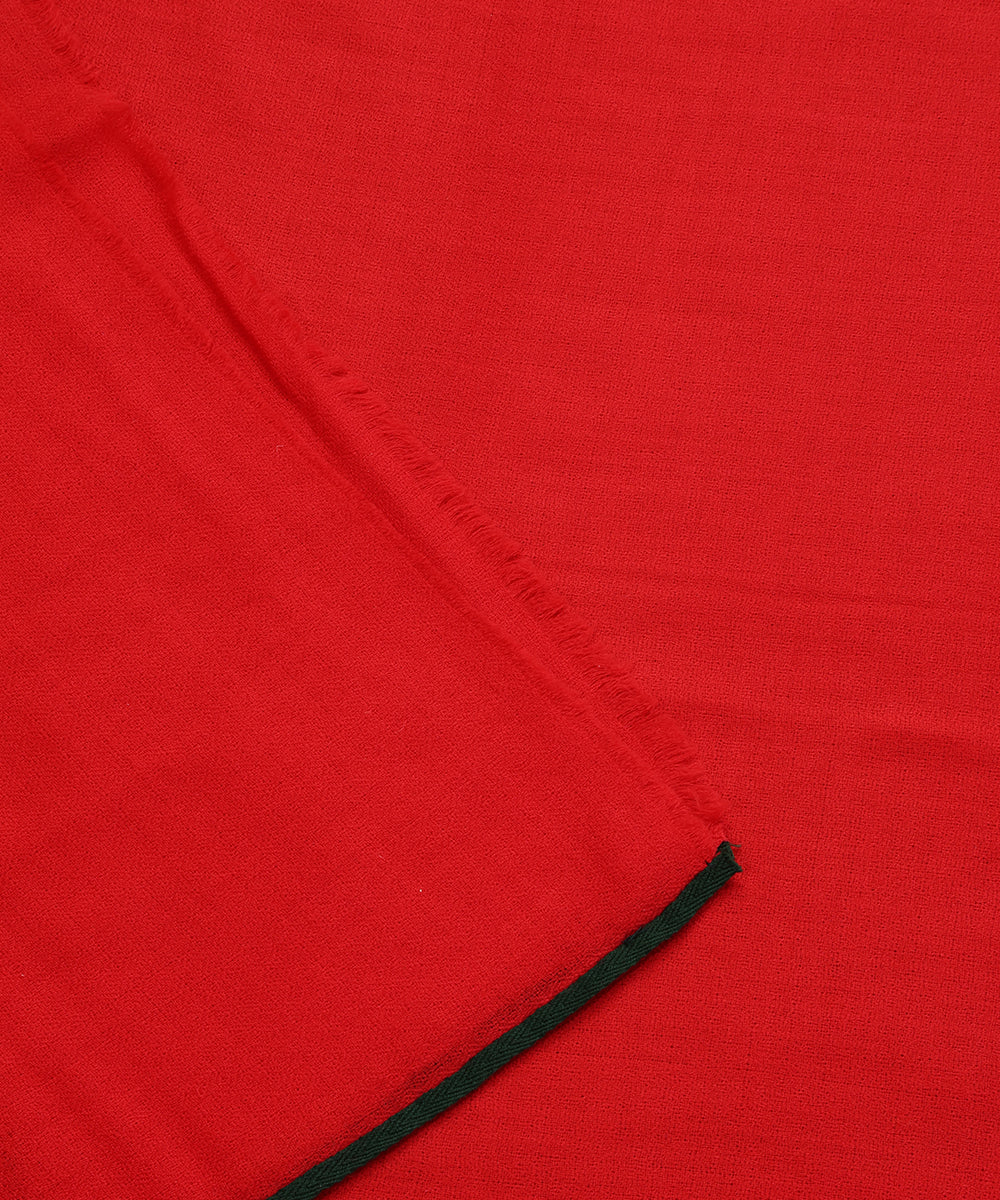 Chilli_Red_Handwoven_Pure_Pashmina_Stoles_With_Hand_Appliqued_Kashidakari_Border_WeaverStory_04