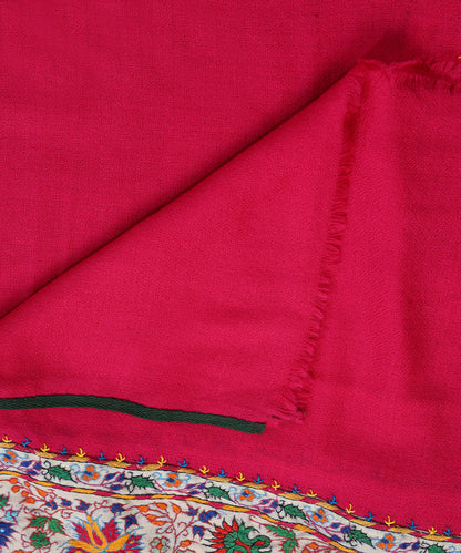 Magenta_Handwoven_Pure_Pashmina_Stole_With_Hand_Appliqued_Kashidakari_Border_WeaverStory_04