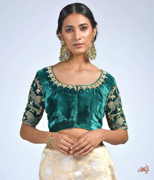 Green_Velvet_Blouse_with_Dabka_Work_WeaverStory_02