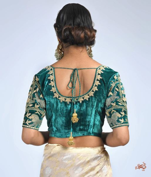 Green_Velvet_Blouse_with_Dabka_Work_WeaverStory_03