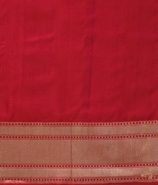 Wine_Banarasi_handloom_Katan_Silk_Saree_with_heavy_gold_Zari_and_Meenakari_Motifs_WeaverStory_05