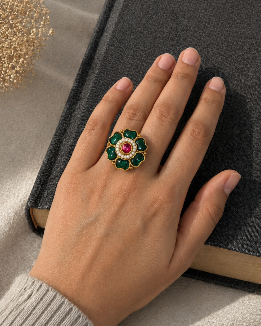 Vana Bloom Ring