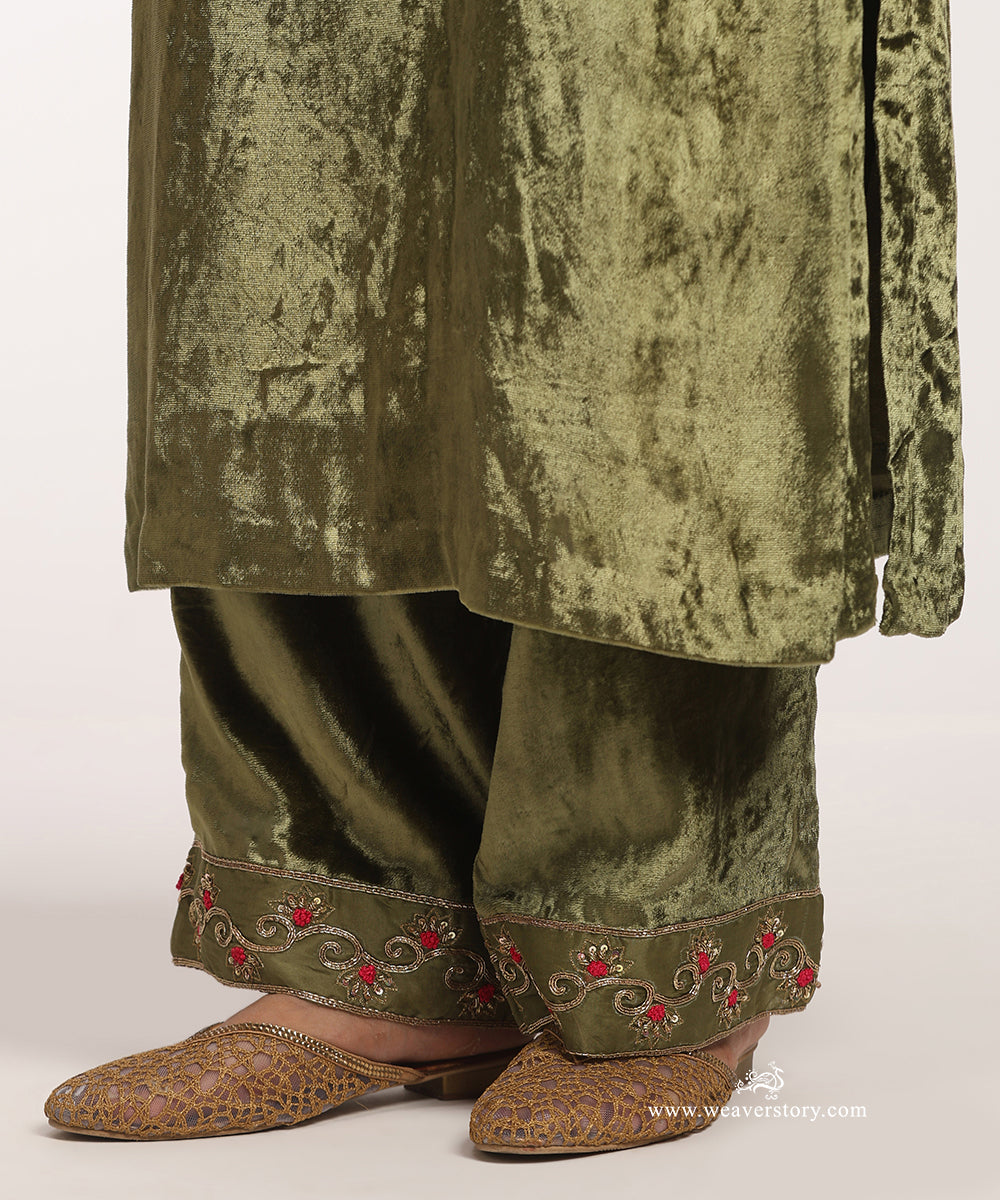 Olive_Green_Handloom_Velvet_Suit_Set_With_Organza_Mori_WeaverStory_05