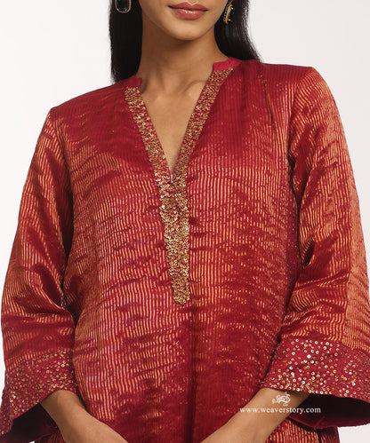 Maroon_Handloom_Chanderi_Stripe_Tissue_Suit_With_Chanderi_Pant_WeaverStory_05