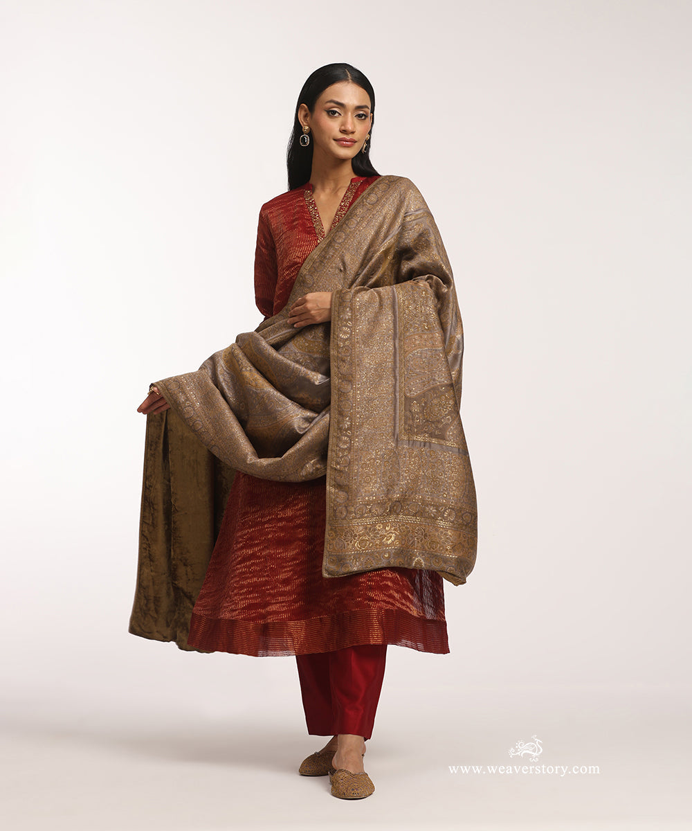 Olive_and_Beige_Handwoven_Pure_Cashmere_Wool_Doshala_With_Mughal_Border_And_Green_Tissue_Finishing_WeaverStory_02