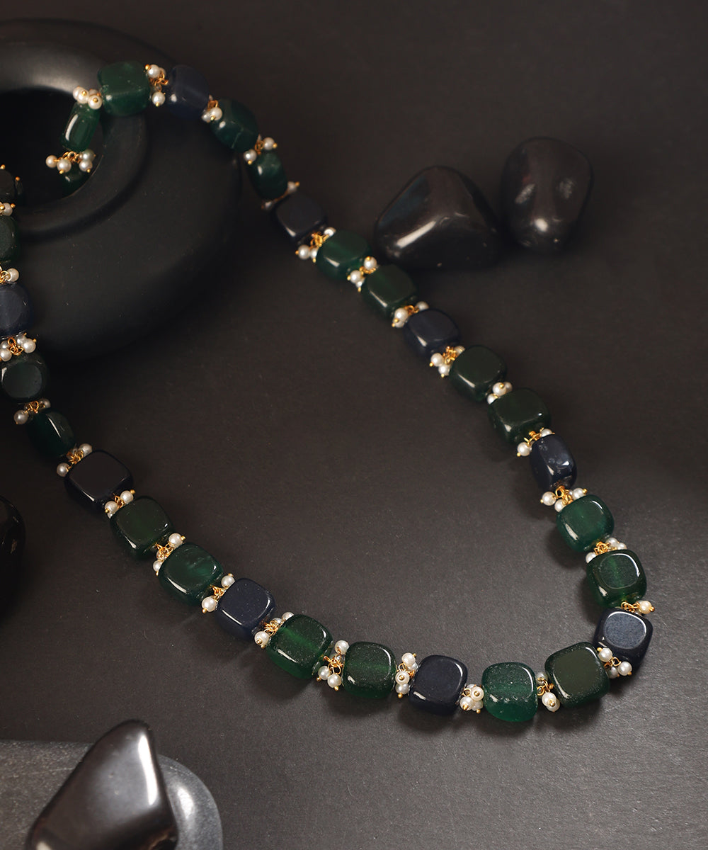 Blue_and_Green_Handcrafted_Alloy_Mala_With_Gucchi_Stones_WeaverStory_01