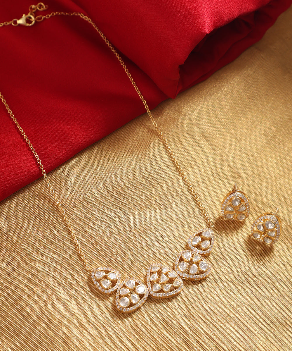 Bahaar_Handcrafted_Silver_Necklace_Set_With_Moissanites_WeaverStory_01