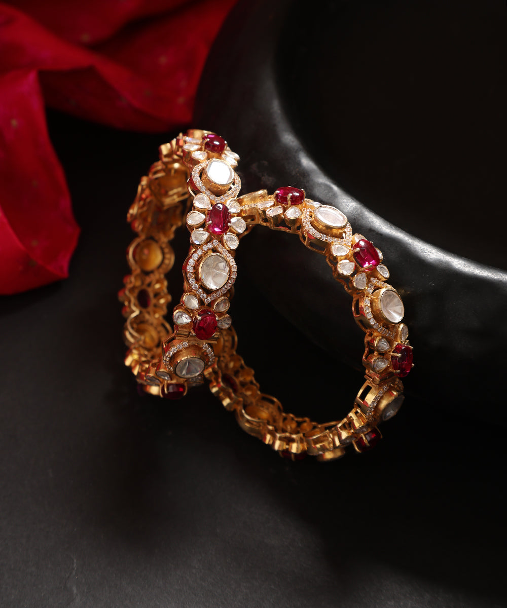 Elnora_Handcrafted_Silver_Kada_With_Floral_Motifs_Moissanite_And_Red_Semi_Precious_Stones_WeaverStory_01