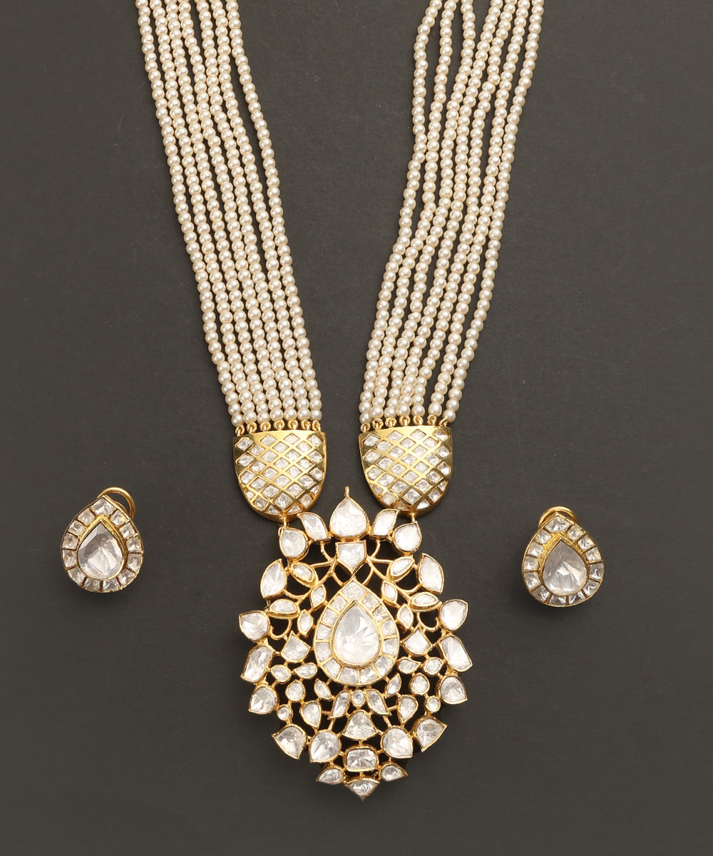 Asheen_Handcrafted_Silver_Pearl_Multi_Ladi_Necklace_Set_with_Moissanite_Centrepiec_WeaverStory_04