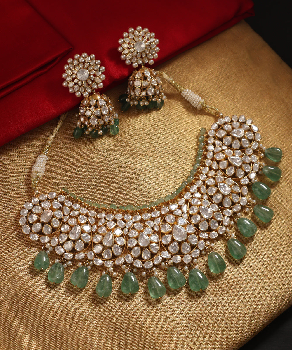 Aabroo_Handcrafted_Silver_Neklace_Set_with_Moissanite_and_Green_Semi_Precious_Stones_WeaverStory_01