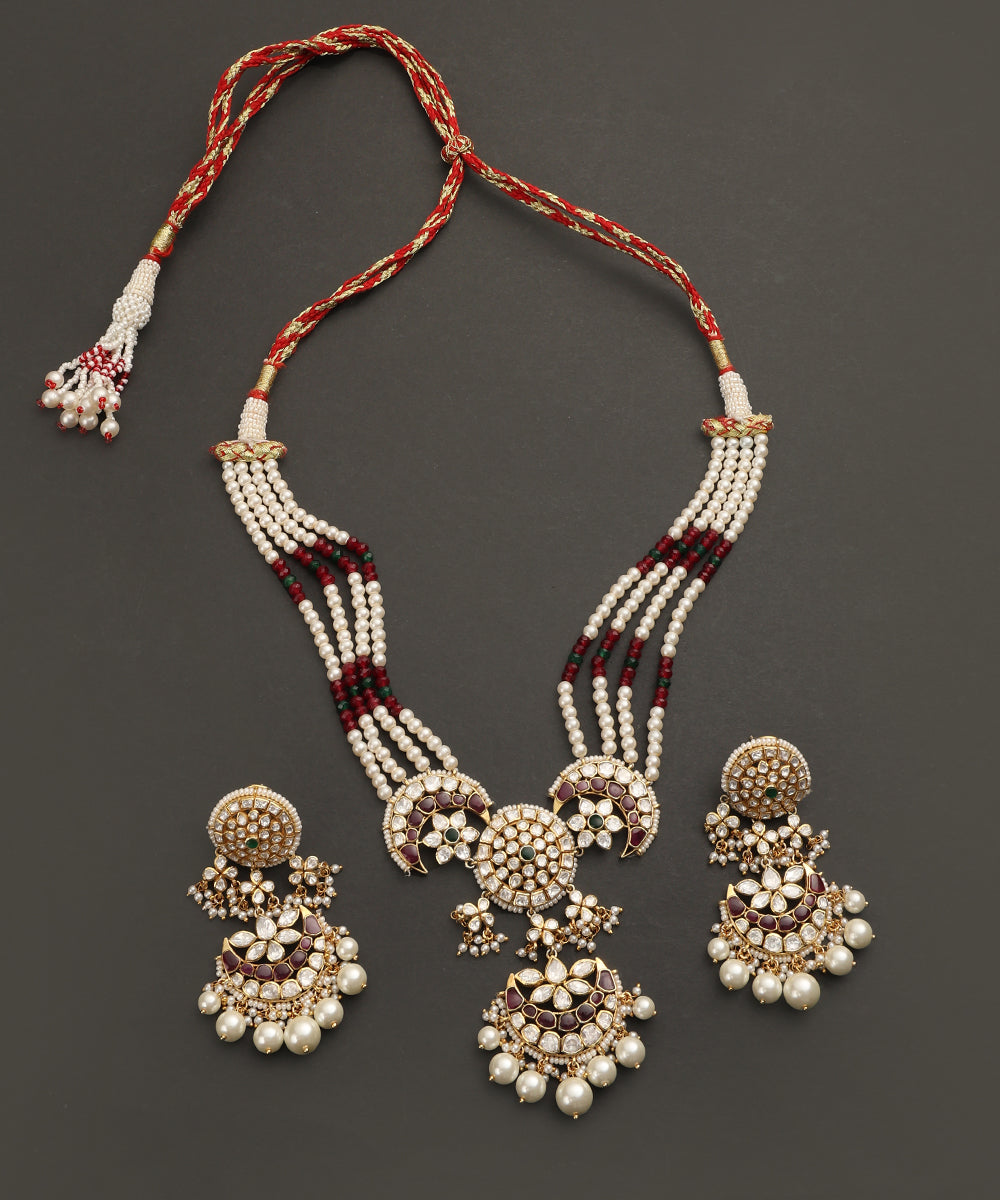 Ashnoor_Handcrafted_Silver_Pearls_Multiladi_Necklace_Set_with_Moissanite_Pendant_and_Pearl_Hangings_WeaverStory_02