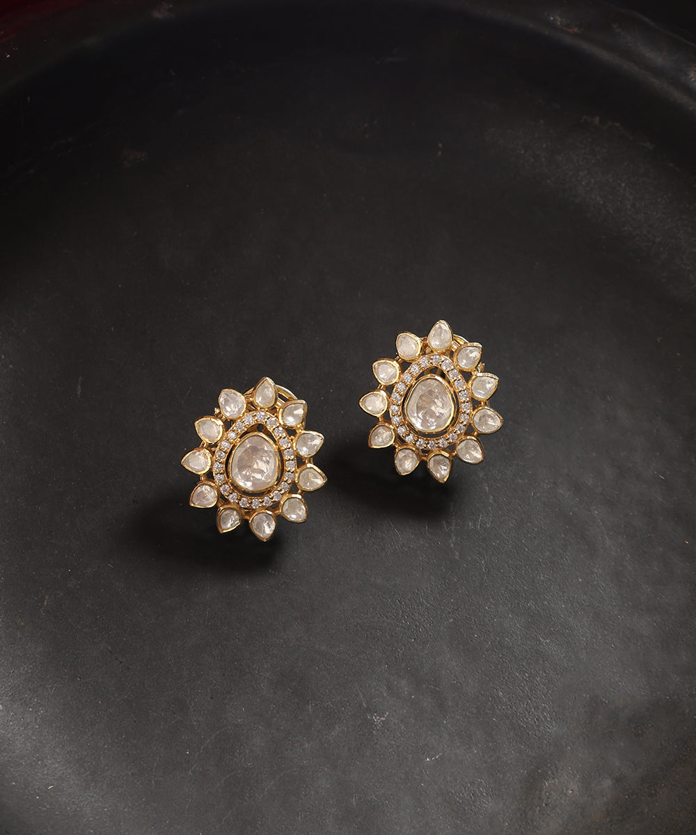 Cyra_Handcrafted_Silver_Stud_Earrings_In_Floral_Motif_With_Moissanite_WeaverStory_01