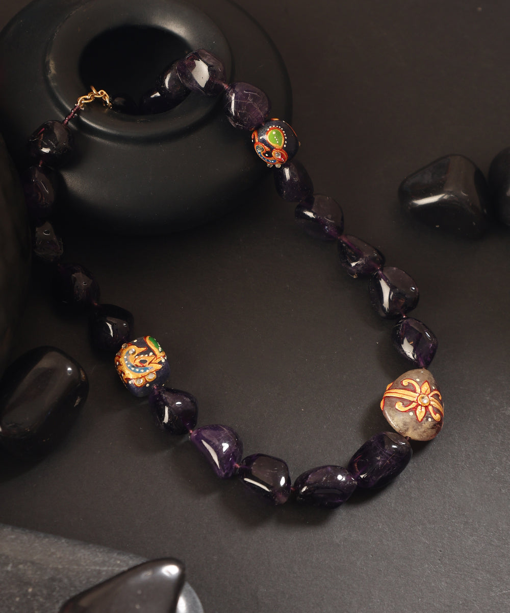 Fiza_Handcrafted_Alloy_Mala_With_Tanjore_Stone_WeaverStory_01