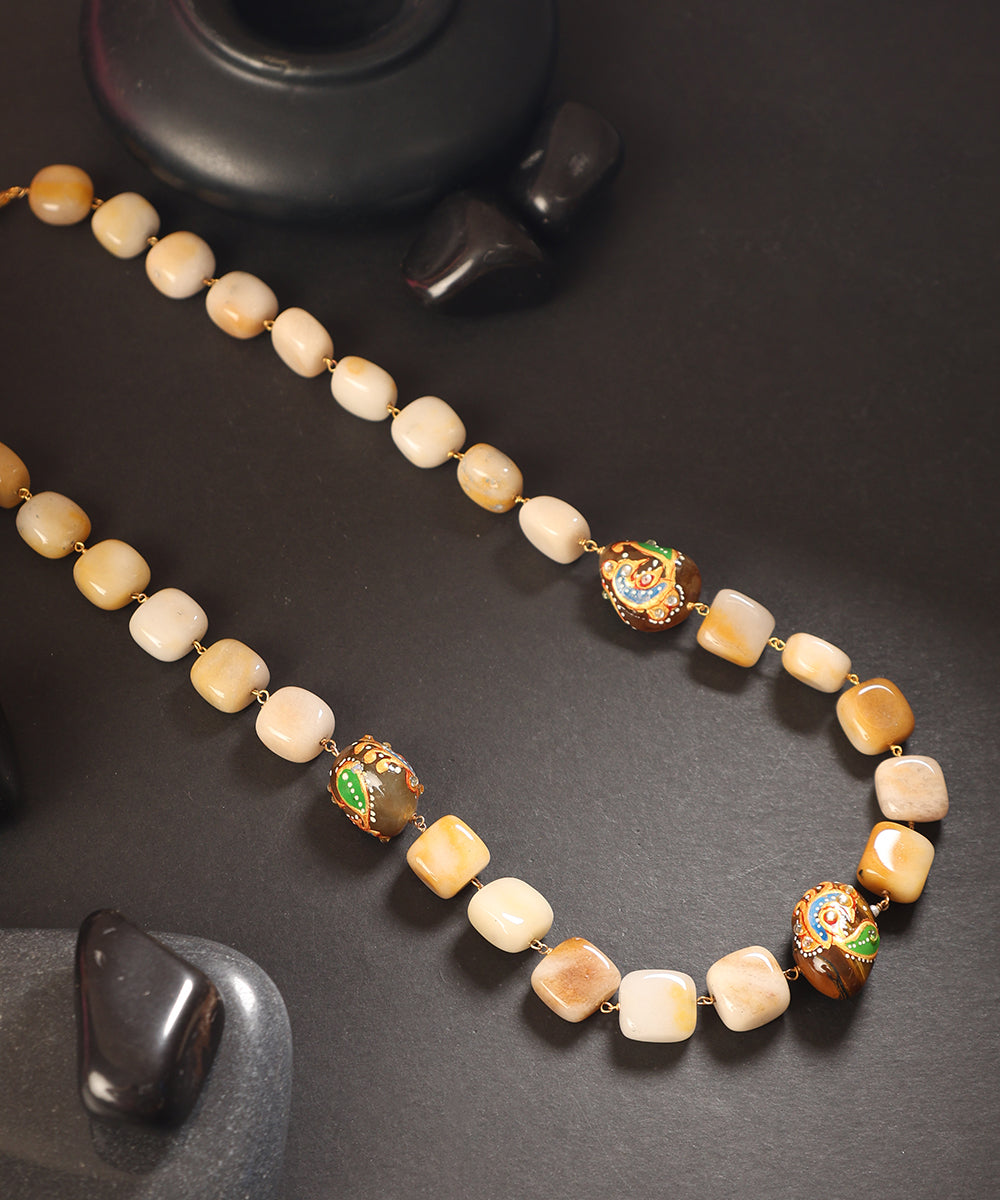 Gulrukh_Handcrafted_Alloy_Mala_With_Tanjore_WeaverStory_01