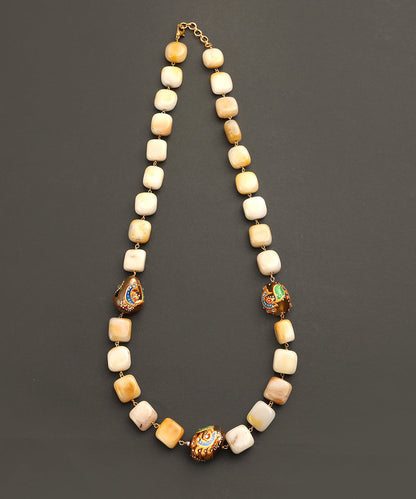 Gulrukh_Handcrafted_Alloy_Mala_With_Tanjore_WeaverStory_02