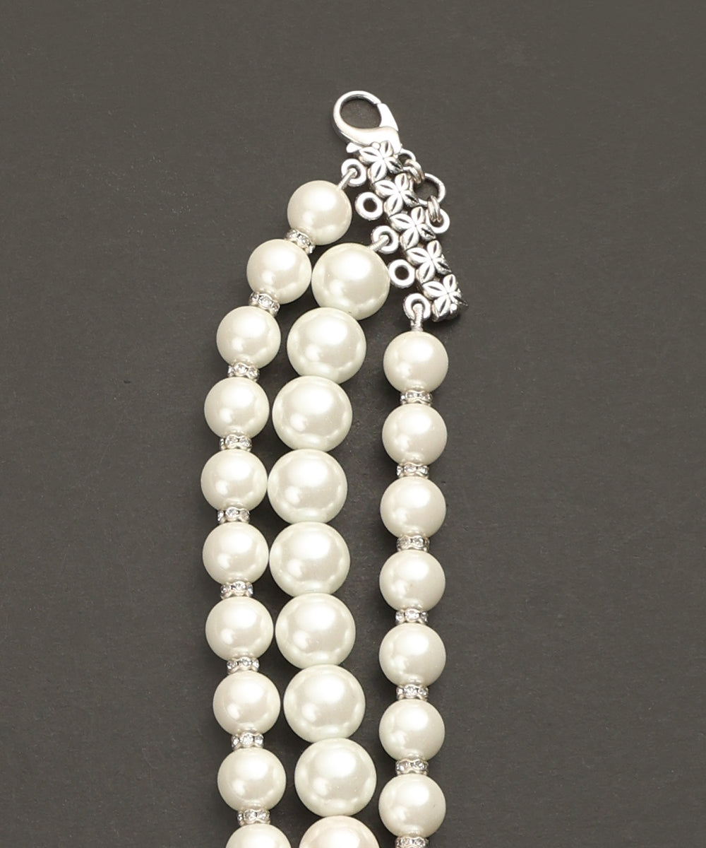Hoor_White_Teen_Ladi_Handcrafted_Alloy_Mala_WeaverStory_03