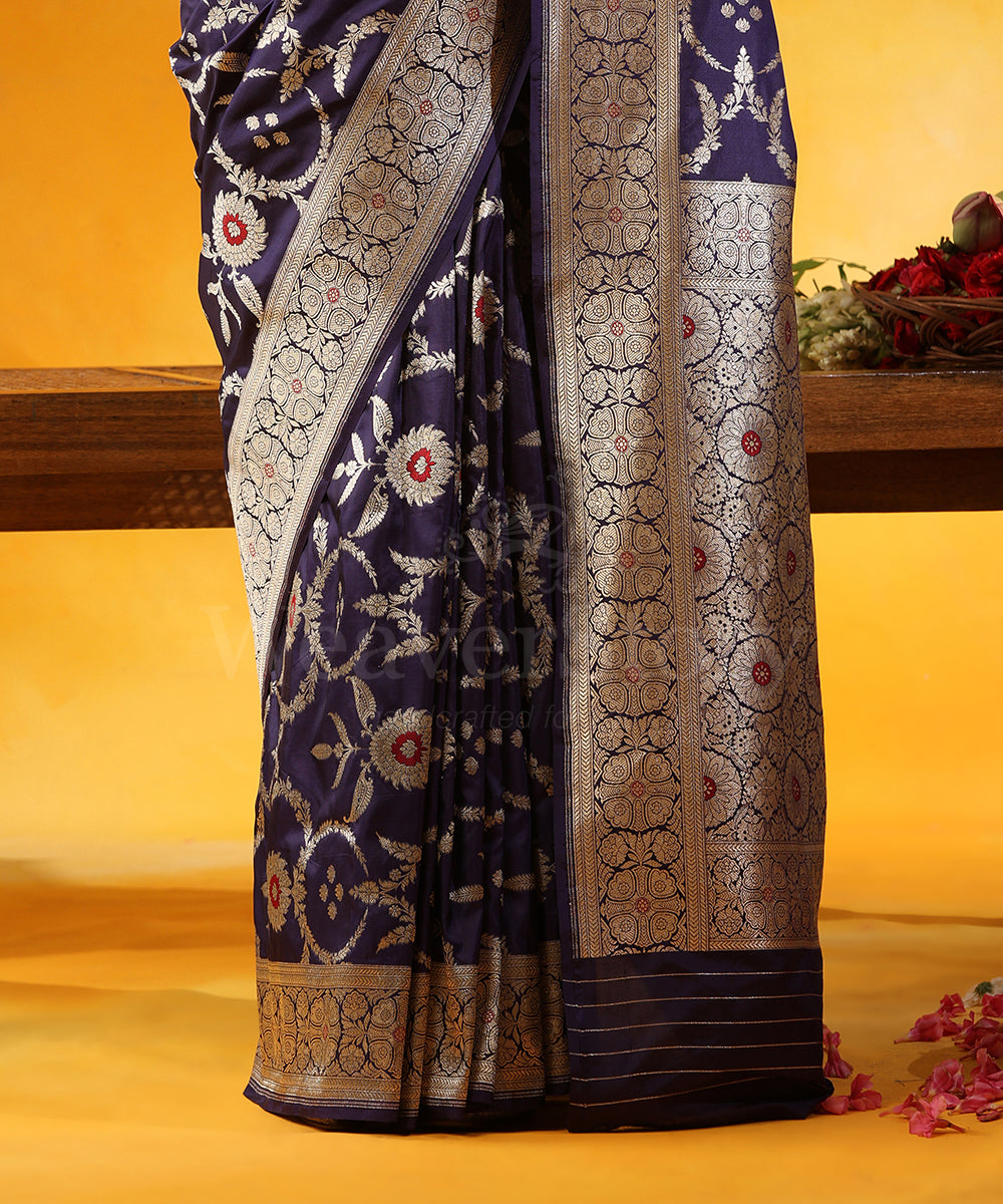 Handloom_Navy_Blue_Pure_Katan_Silk_Banarasi_Saree_With_Cutwork_Zari_Jaal_And_Red_Meenakari_WeaverStory_04