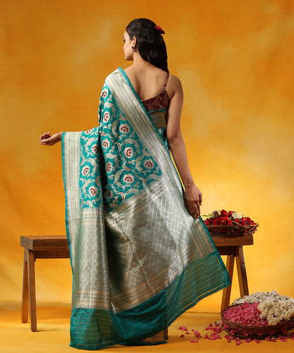 Handloom_Sea_Green_Pure_Katan_Silk_Banarasi_Saree_With_Cutwork_Floral_Jaal_And_Meenakari_WeaverStory_03