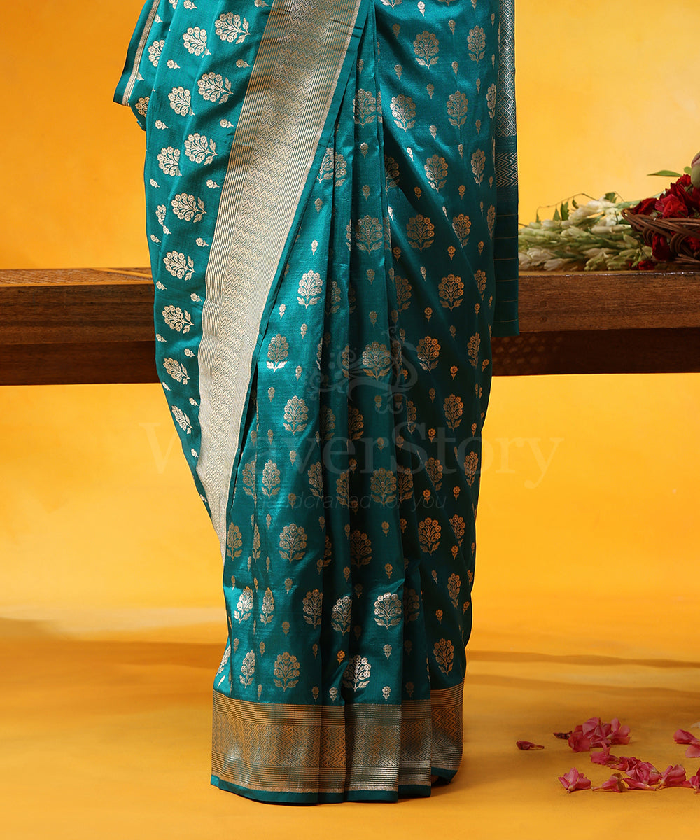 Teal_Handloom_Pure_Katan_Silk_Banarasi_Saree_With_Cutwork_Zari_Booti_WeaverStory_04