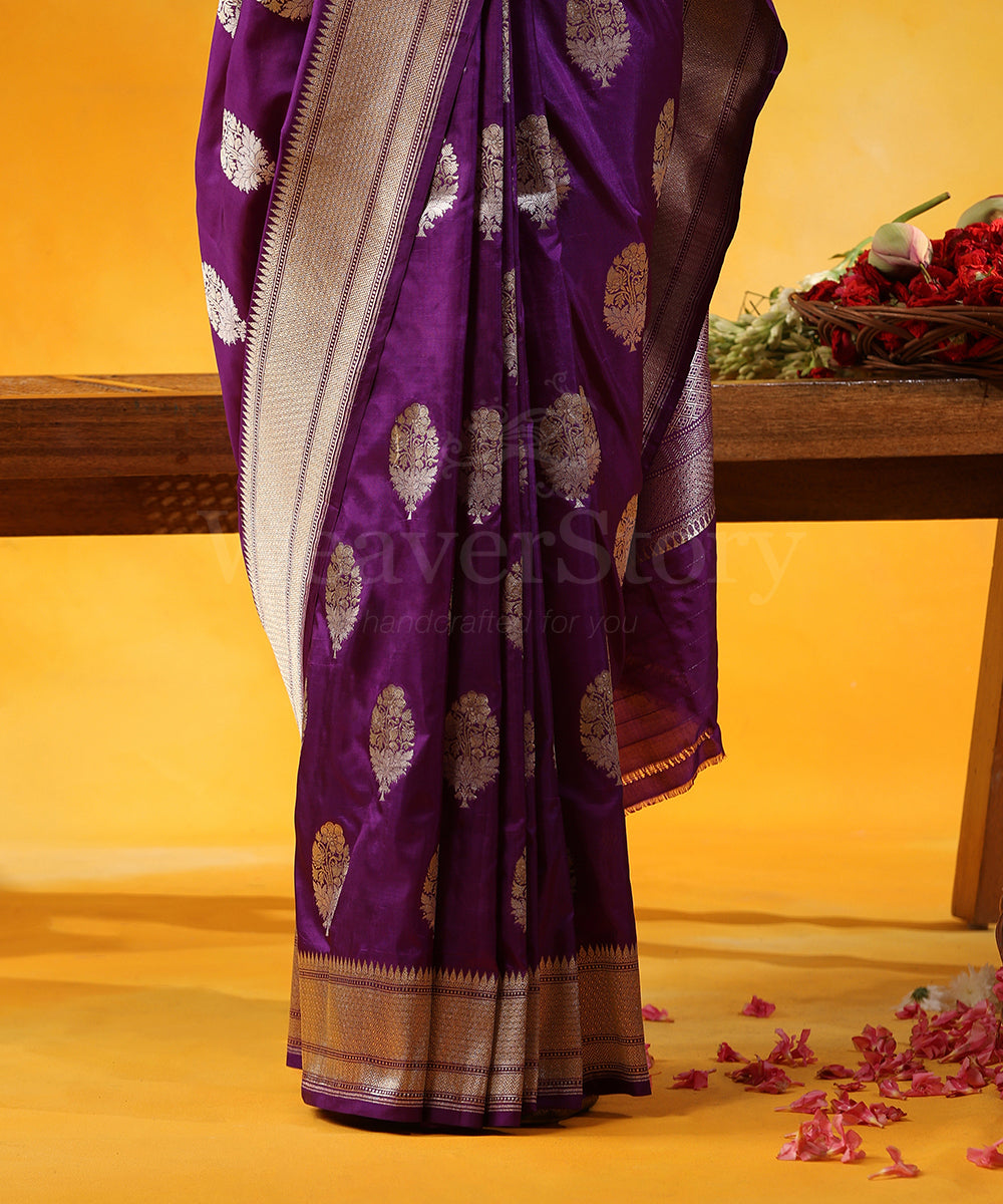 Purple_Handloom_Pure_Katan_Silk_Banarasi_Saree_With_Cutwork_Floral_Zari_Booti_WeaverStory_04