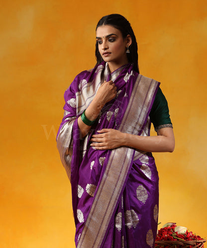 Purple_Handloom_Pure_Katan_Silk_Banarasi_Saree_With_Cutwork_Floral_Zari_Booti_WeaverStory_02