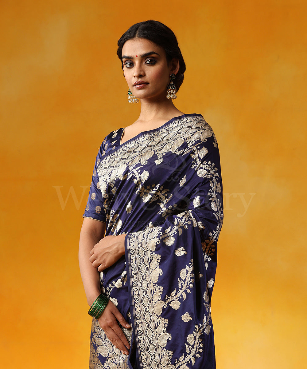 Blue_Handloom_Pure_Katan_Silk_Banarasi_Saree_With_Cutwork_Zari_Jaal_And_Ambi_Border_WeaverStory_02