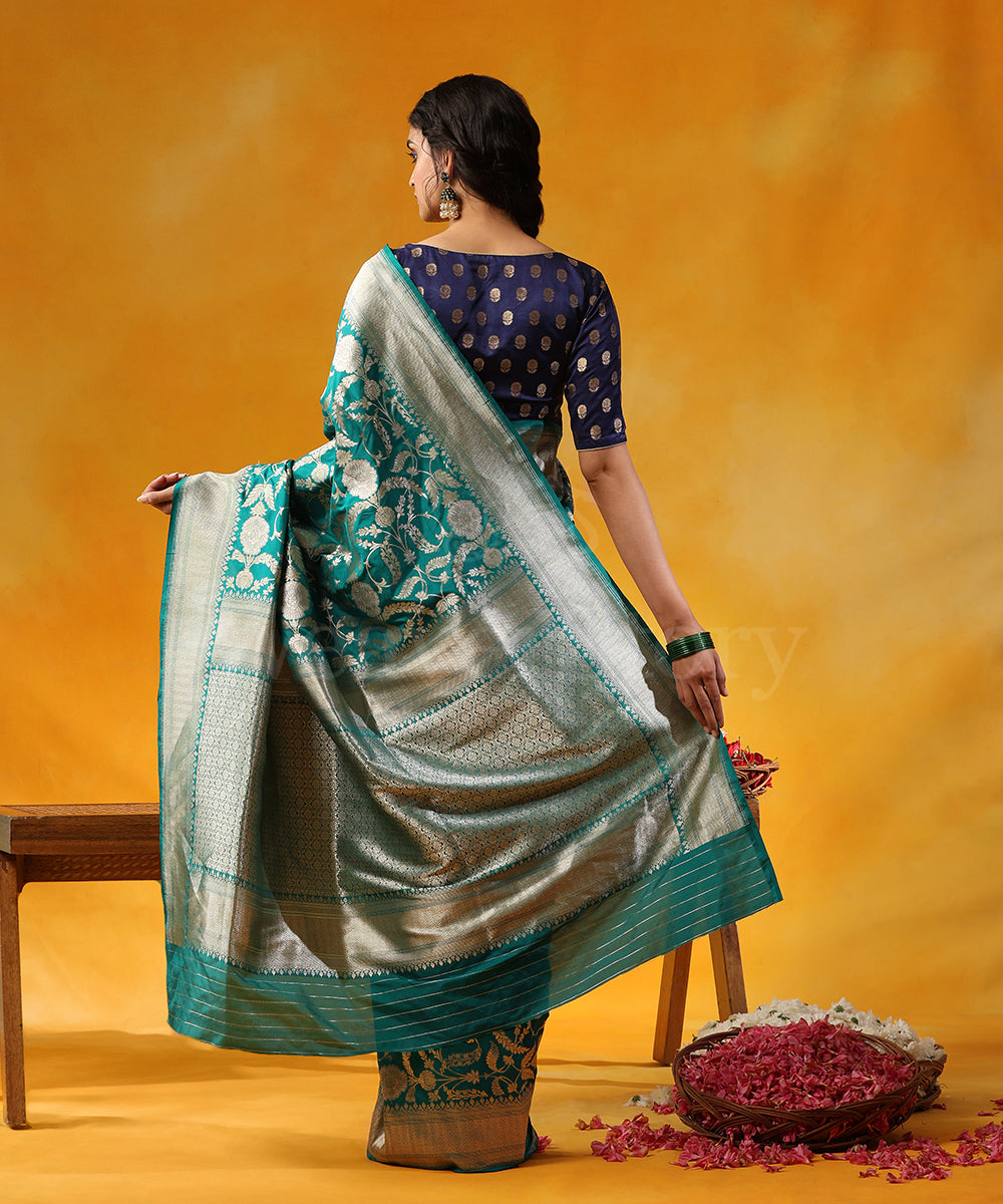 Green_Handloom_Pure_Katan_Silk_Banarasi_Saree_With_Allover_Jaal_WeaverStory_03