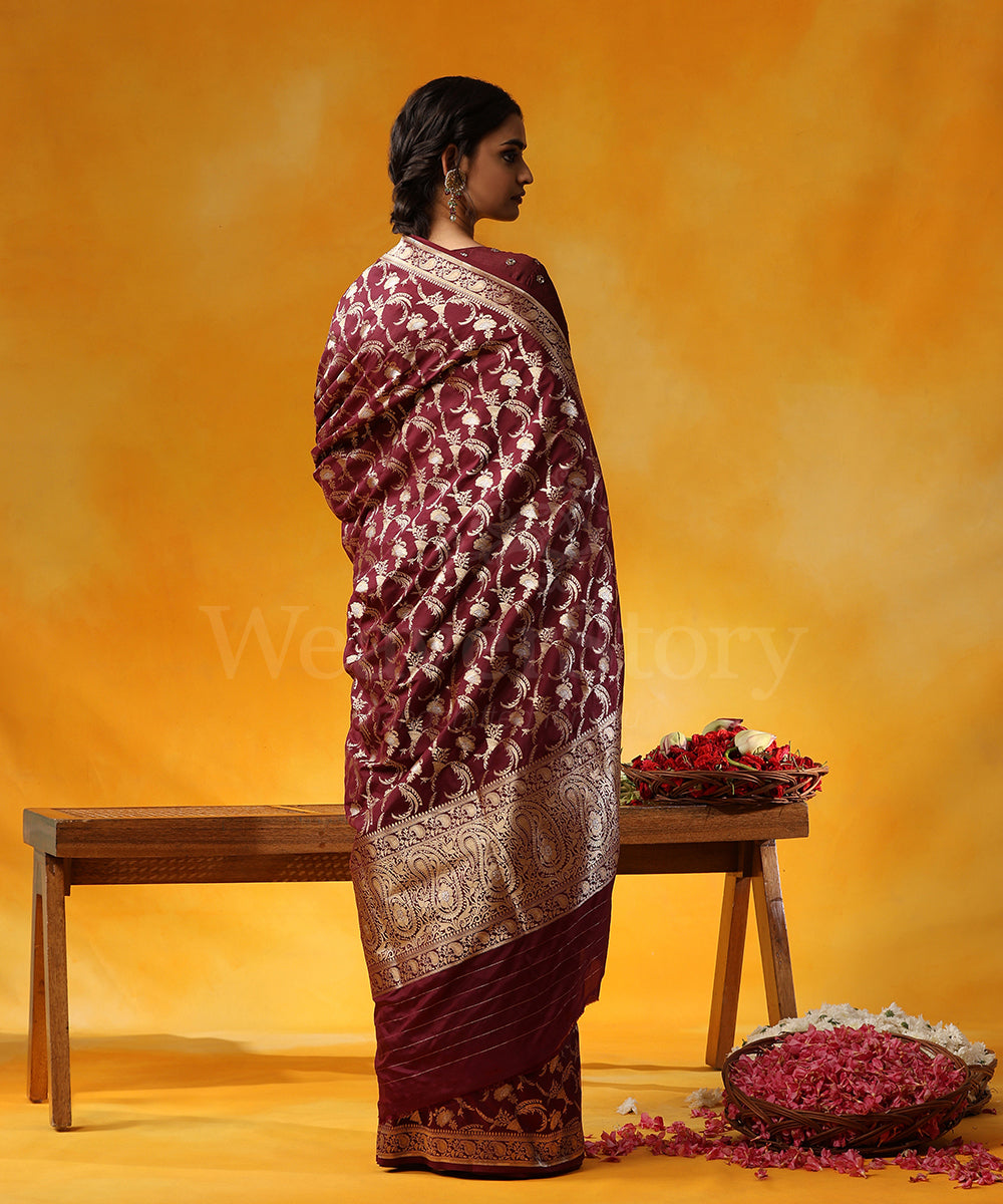 Wine_Handloom_Pure_Katan_Silk_Banarasi_Saree_With_Cutwork_Zari_Jaal_With_Ambi_Border_WeaverStory_03