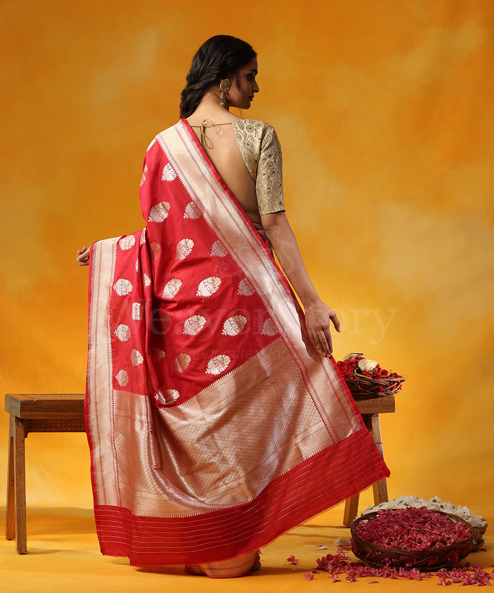 Handloom_Red_Pure_Katan_Silk_Saree_With_Cutwork_Floral_Zari_Booti_WeaverStory_03