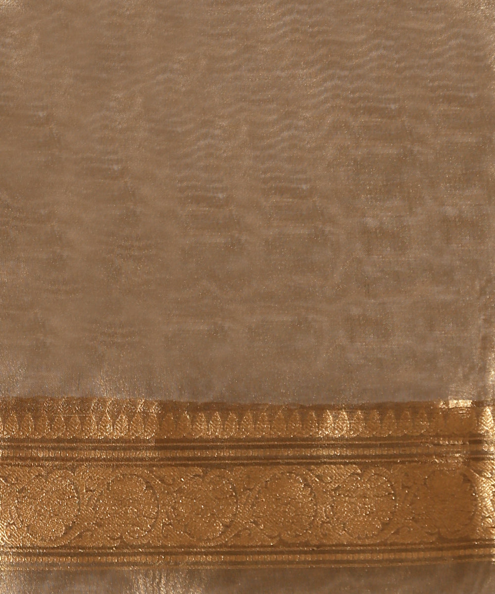 Olive_And_Gold_Handloom_Pure_Tissue_Silk_Banarasi_Saree_With_Kadhwa_Boota_WeaverStory_05