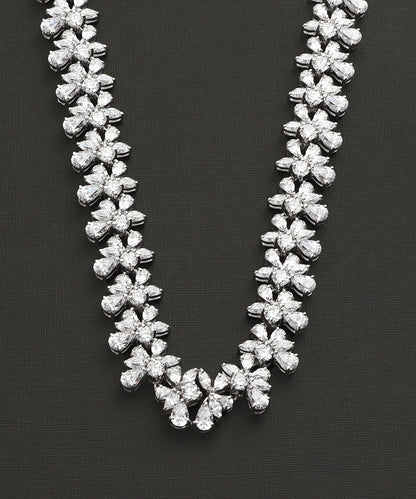 Ujjiti_Handcrafted_Pure_Silver_Swarovski_Necklace_Set_WeaverStory_03