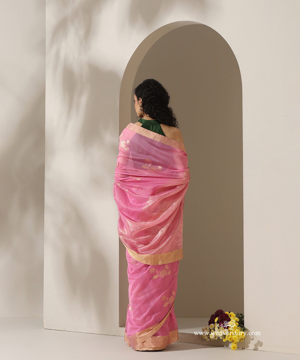 Pink_Handloom_Lotus_Motif_Cotton_Silk_Chanderi_Saree_WeaverStory_03