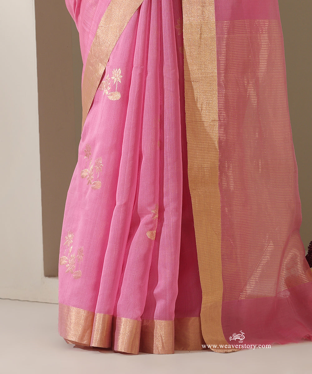 Pink_Handloom_Lotus_Motif_Cotton_Silk_Chanderi_Saree_WeaverStory_04