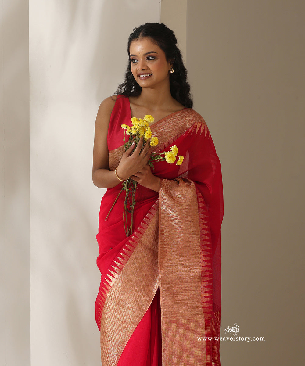 Red_Handloom_Plain_With_Broad_Border_Cotton_Silk_Chanderi_Saree_WeaverStory_02