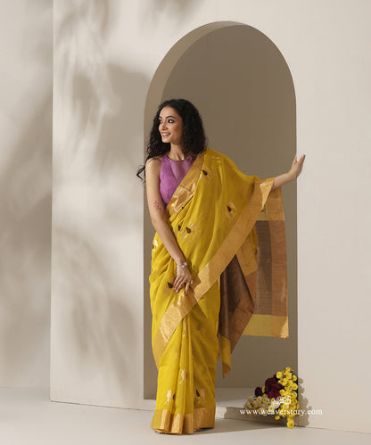 Elaichi_Yellow_Handloom_Tilak_Motif_Cotton_Silk_Chanderi_Saree_WeaverStory_01