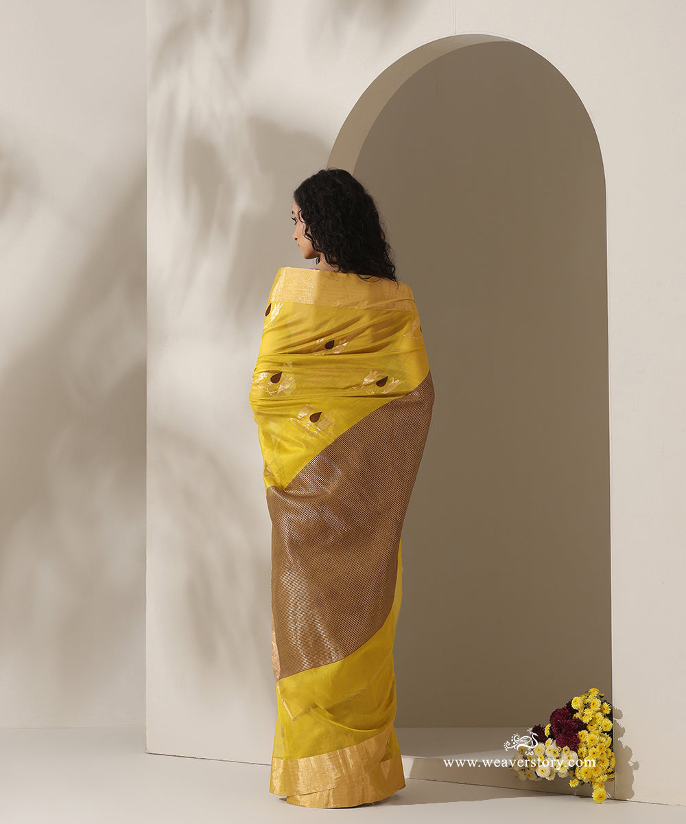 Elaichi_Yellow_Handloom_Tilak_Motif_Cotton_Silk_Chanderi_Saree_WeaverStory_03