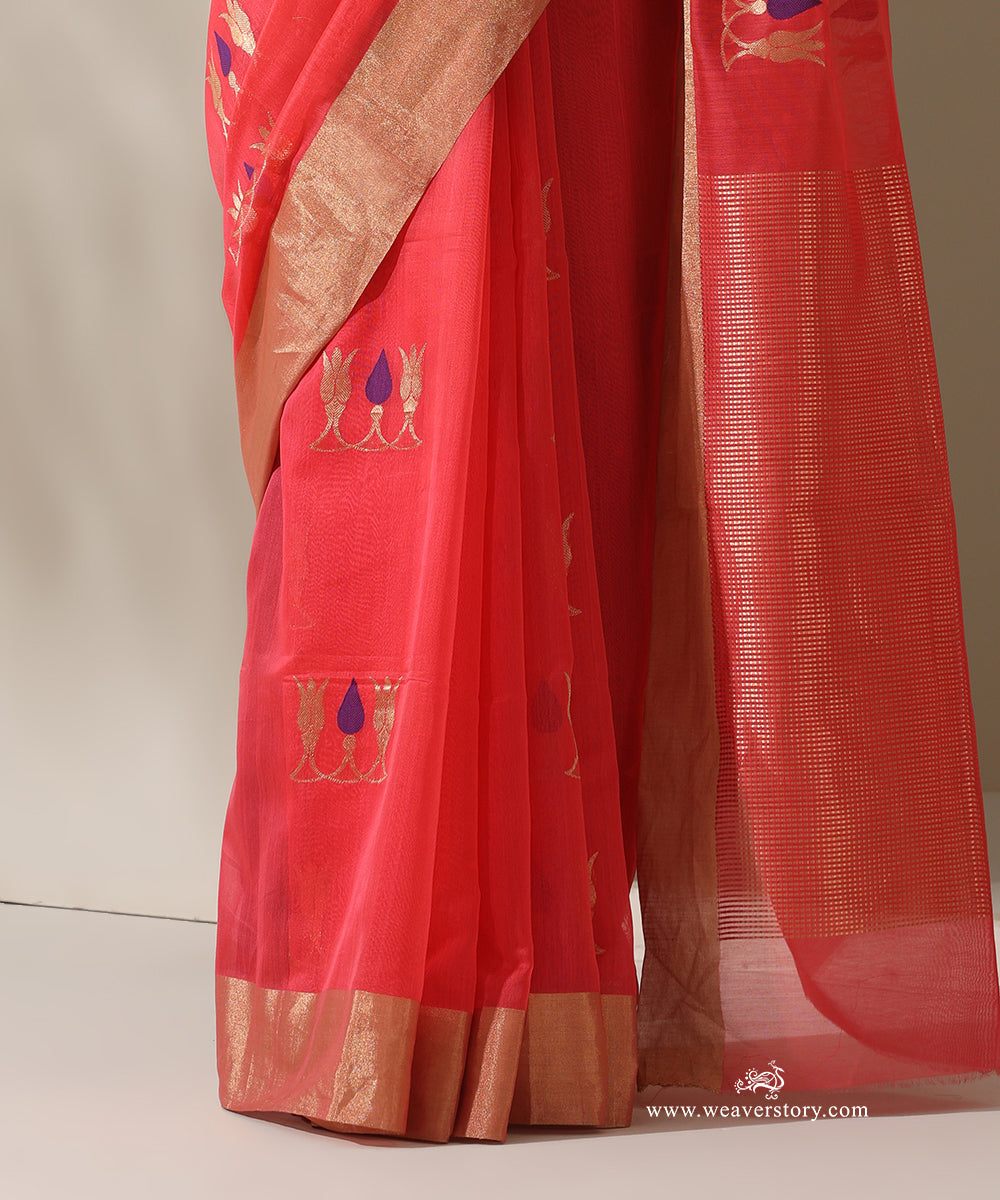 Tomato_Red_Handloom_Tilak_Motif_Cotton_Silk_Chanderi_Saree_WeaverStory_04