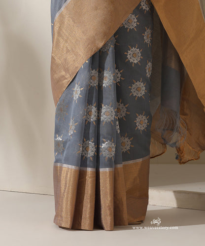 Lavender_Grey_Handloom_Sunflower_Motif_Jaal_Cotton_Silk_Chanderi_Saree_WeaverStory_04