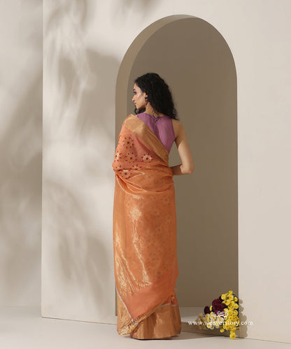 Peach_&amp;_Magenta_Handloom_Sunflower_Motif_Jaal_Cotton_Silk_Chanderi_Saree_WeaverStory_03