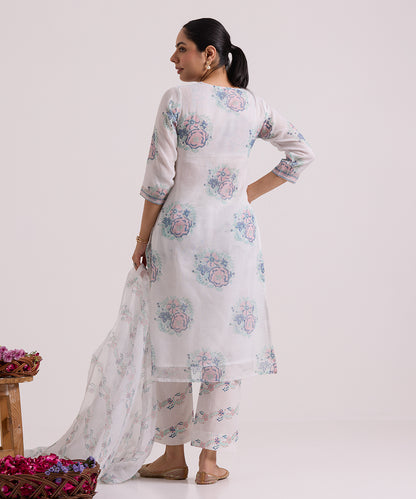 White_Pink_Gulab_Hand_Block_Printed_Kota_Doria_Suit_Set_With_Dupatta_WeaverStory_04