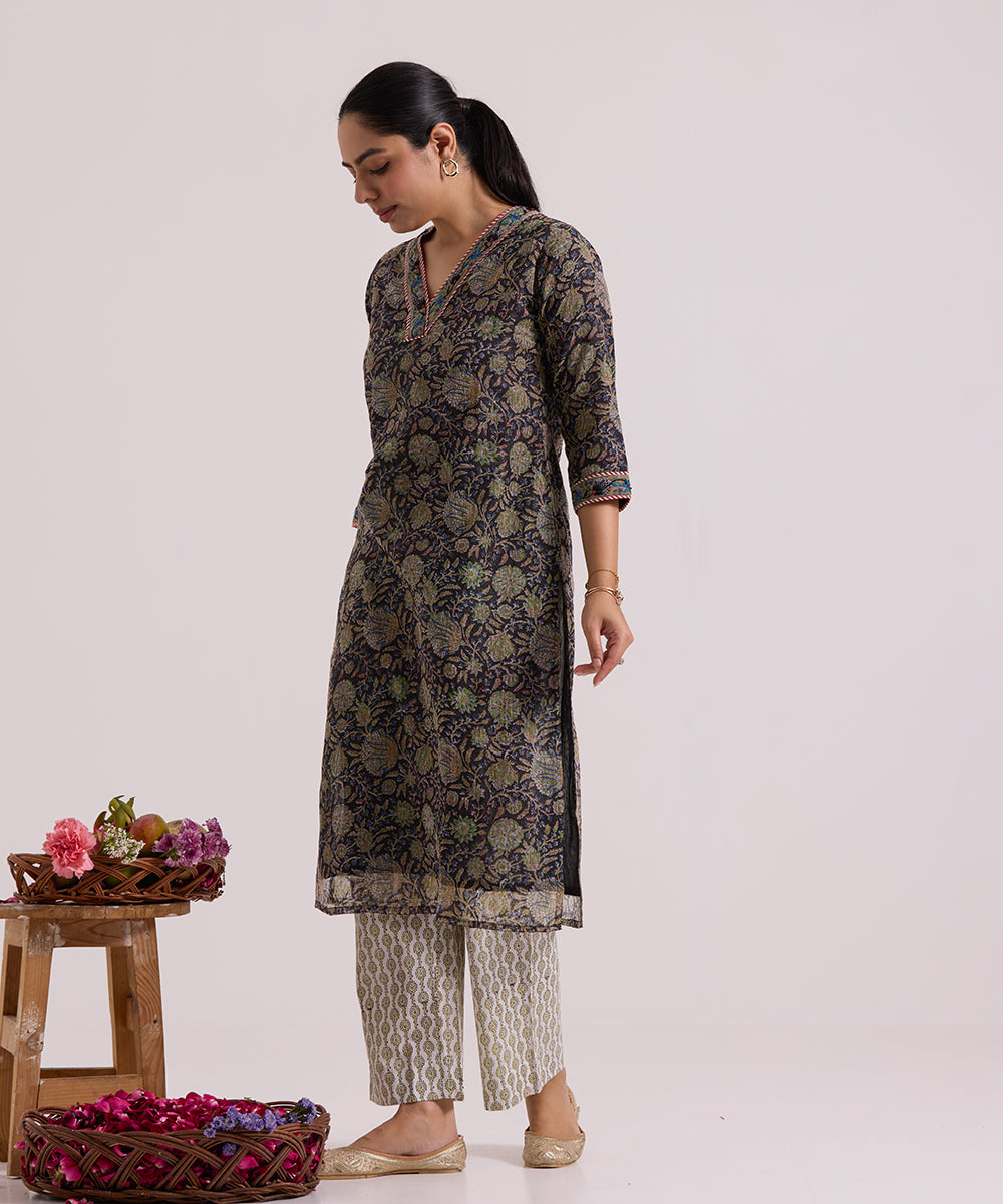 Black_Hand_Block_Printed_Kota_Doria_Suit_Set_With_Dupatta_WeaverStory_03