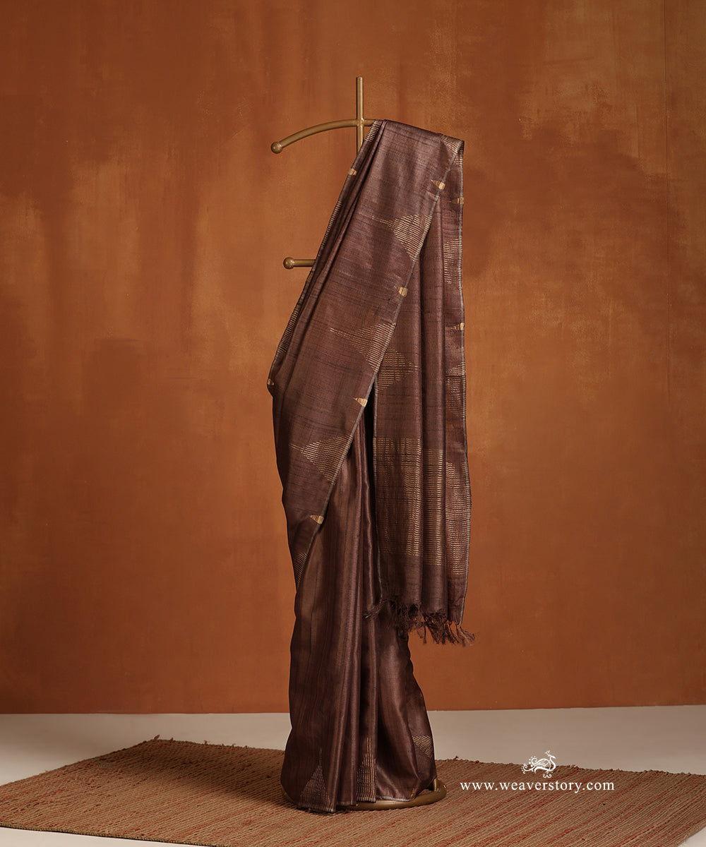 Coke_Brown_Handloom_Pure_Tussar_Silk_Saree_With_Gold_Zari_Temple_Border_WeaverStory_01